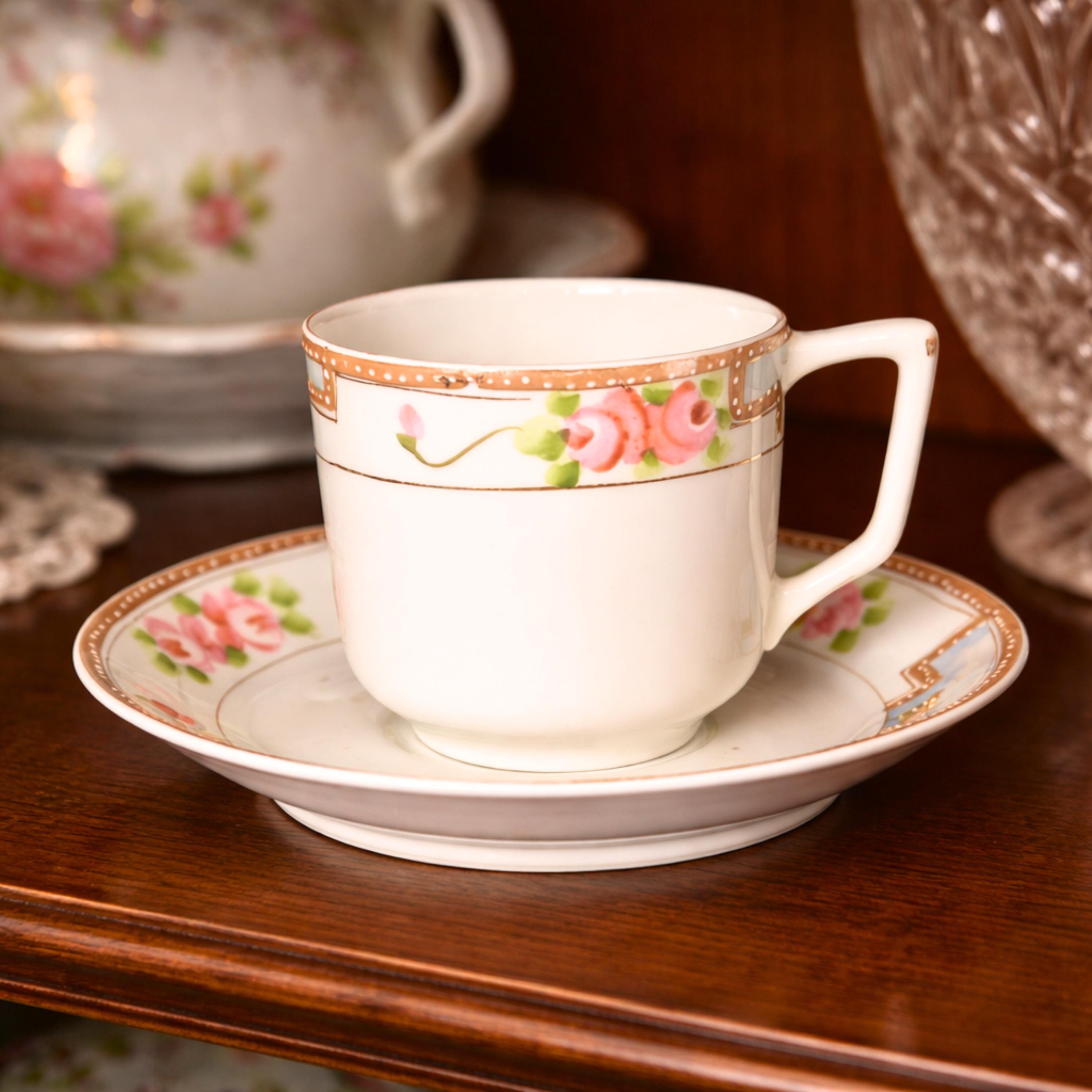 Porcelain China Vintage Teacup Japanese Cup and Saucer Set: Hand-Painted Art Deco Style